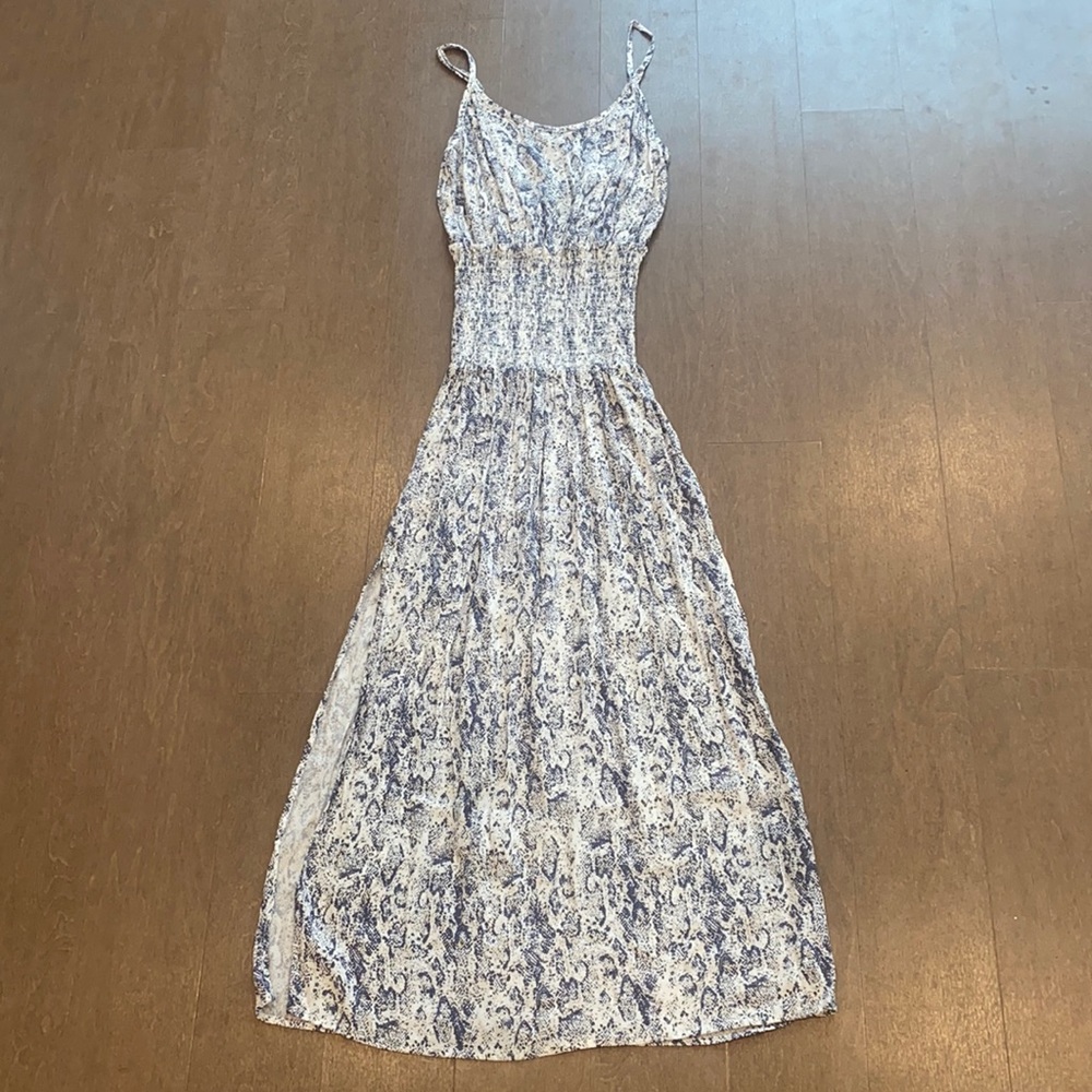 VICI Patterned Maxi Dress w/ Side Slit in Navy/White. Size S